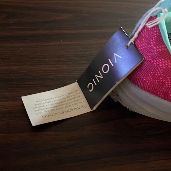 NWOB Vionic 9W hot pink slip on leisure shoe - Picture 3 of 7
